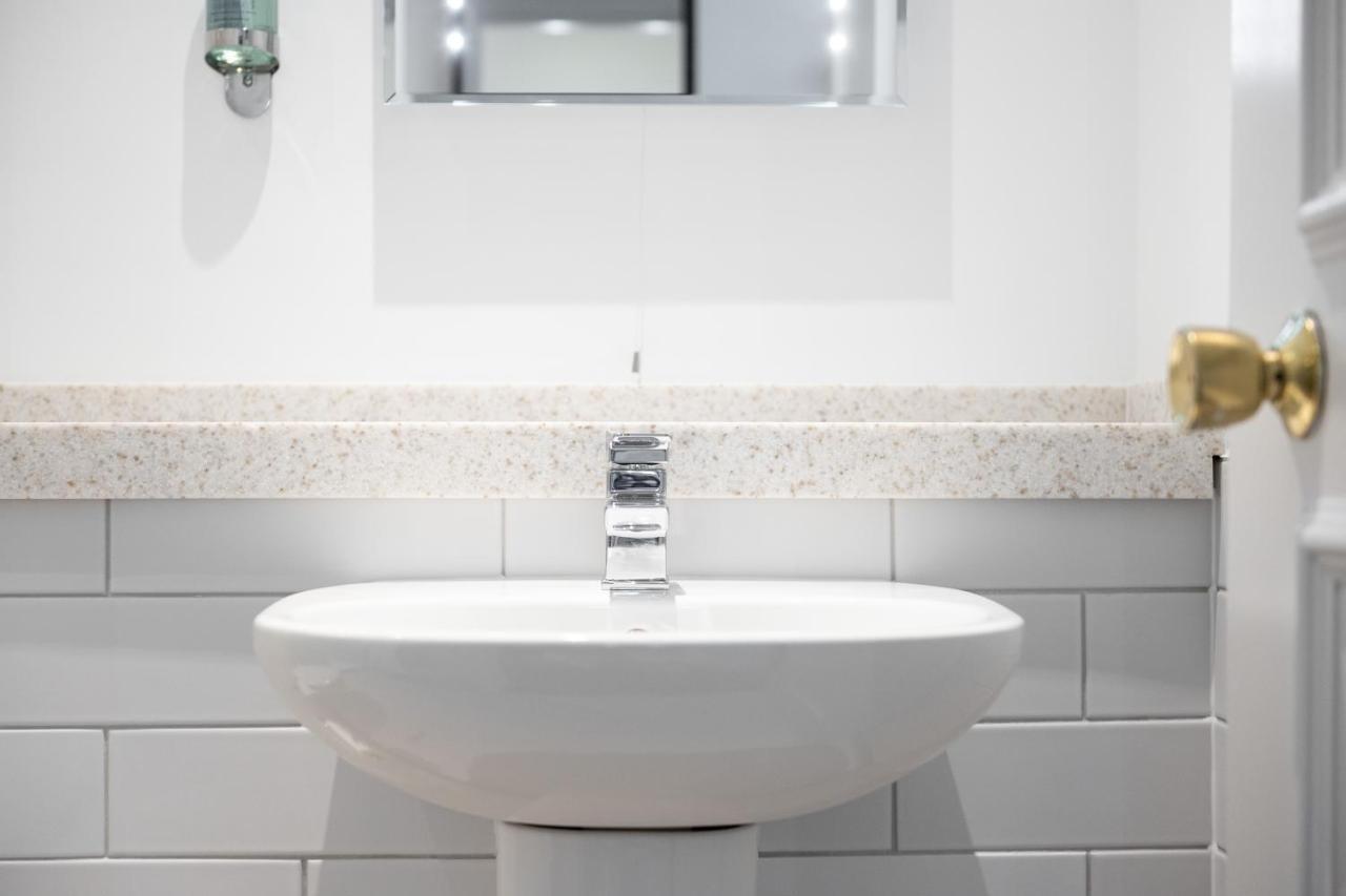 Miller & Carter Heaton Chapel By Innkeeper'S Collection 스톡포트 외부 사진